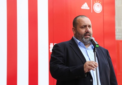 Κάνει... πάταγο η νέα φανέλα! (photos, videos)