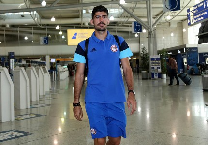 Αναχωρεί για Ισραήλ ο Θρύλος (photos)