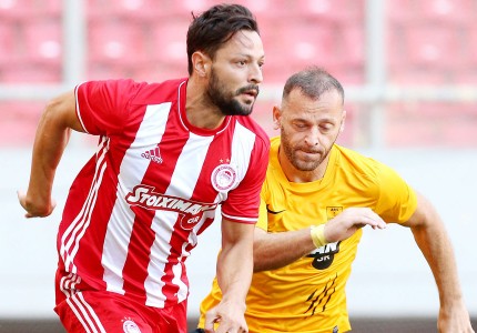 Εικόνες από το φιλικό
