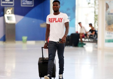 Αναχώρησε για το πρώτο βήμα (photos)