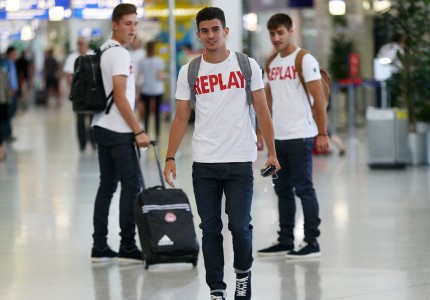 Αναχώρησε για το πρώτο βήμα (photos)