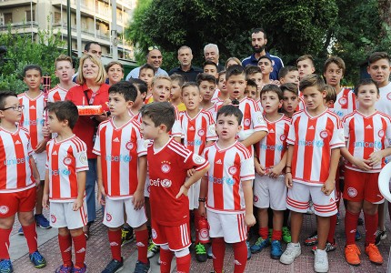 Οι Σχολές του Ολυμπιακού στην Πανελλήνια Λαμπαδηδρομία Εθελοντών Αιμοδοτών!