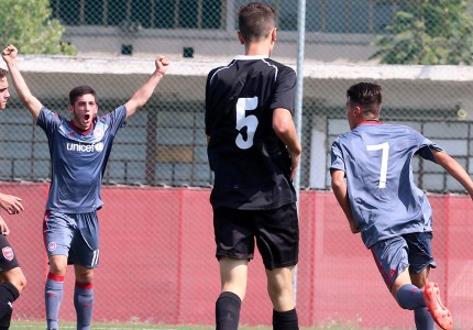 Εικόνες από τη νίκη της Κ17