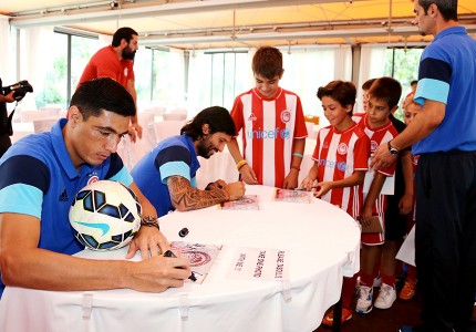 Λατρεία για τους 