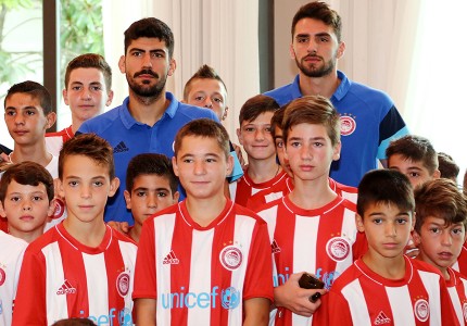 Λατρεία για τους 