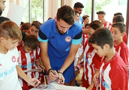 Λατρεία για τους 