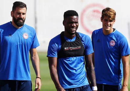 Φουλάρει για Λάρισα (photos)