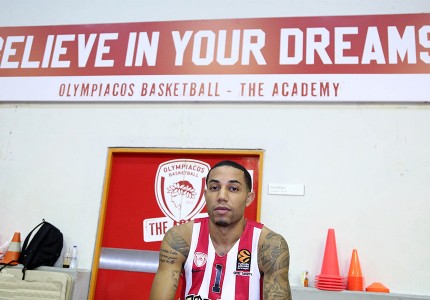 Μία παρέα, μία οικογένεια