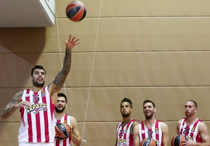 Μία παρέα, μία οικογένεια