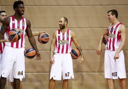 Μία παρέα, μία οικογένεια