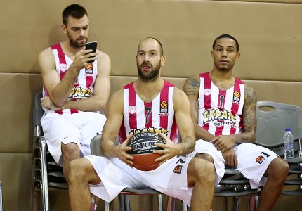 Μία παρέα, μία οικογένεια