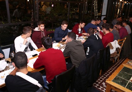 Το δείπνο των Νέων (photos)