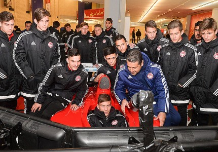 Η Ακαδημία του Ολυμπιακού στο Μπαζάρ Βιβλίου! (video)