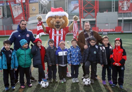 Διασκέδασαν και αντάλλαξαν δώρα