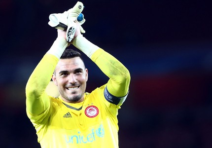 Χρόνια πολλά, γίγαντα Ρομπέρτο (photos, videos)