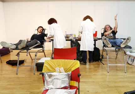 Αιμοδοσία στη μνήμη των θυμάτων της Θύρας 7 (photos)