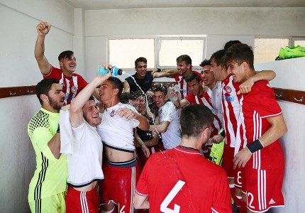 Πανηγύρισαν την επιτυχία τους (photos)