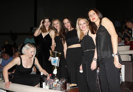 Έτσι γλεντάει ο Πειραιάς (photos)