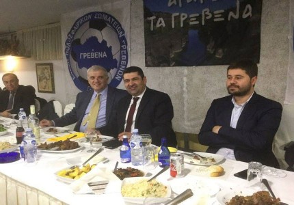 Κοιτάξτε εδώ «εξυγιαντές»