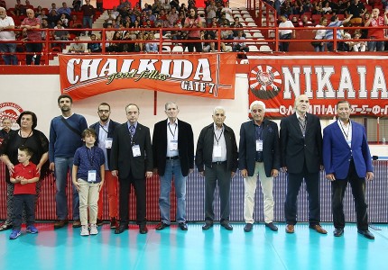 Ο Θρύλος τίμησε την ιστορία του! (video)