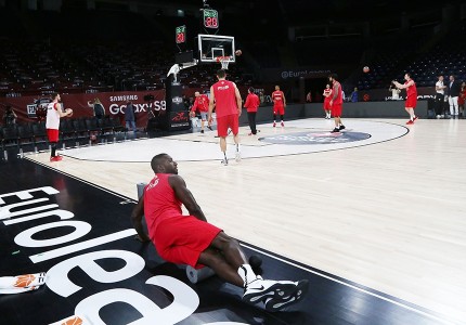 Έτοιμος ο Θρύλος! (photos-videos)