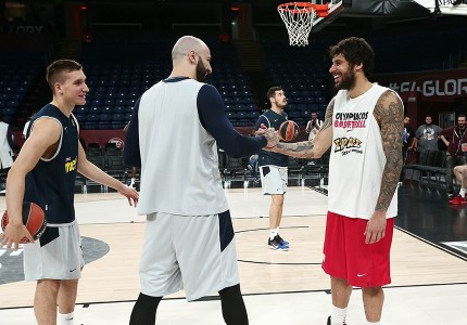 Αγκαλιές με Πέρο Άντιτς! (photos)
