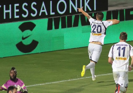 Αυτός είναι ο Καραμάνος, Σαββίδη!