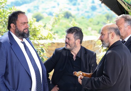 Παρουσία Βαγγέλη Μαρινάκη το «αντίο» στον Μητσοτάκη