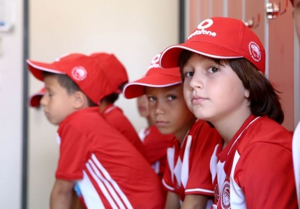 Εκατοντάδες παιδιά στο summer camp (photos)