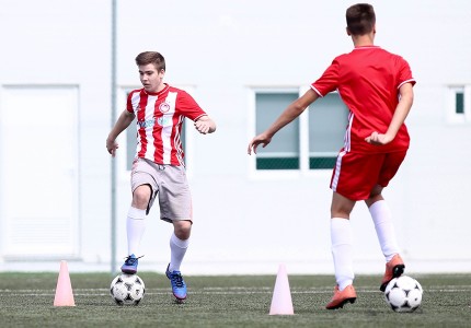 Εκατοντάδες παιδιά στο summer camp (photos)