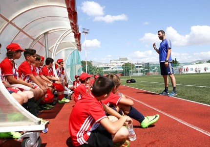 Εκατοντάδες παιδιά στο summer camp (photos)