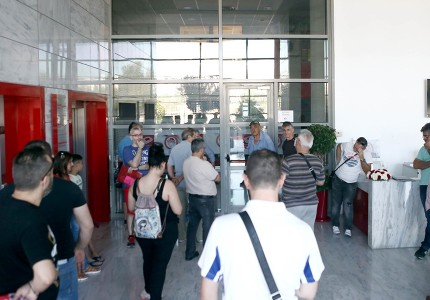 Ο κόσμος του Θρύλου, κλείνει θέση στον Ναό! (Photos)