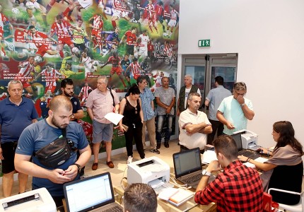 Ο κόσμος του Θρύλου, κλείνει θέση στον Ναό! (Photos)