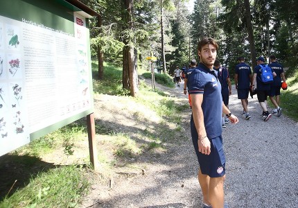 Το οικογενειακό γεύμα του Θρύλου (photos)