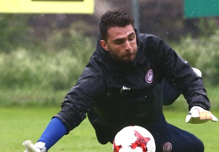 Τους... τρέχει ο Ράντος! (Photos)