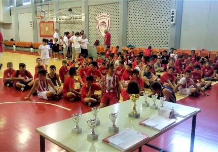 Στο γήπεδο για τη β' περίοδο του camp