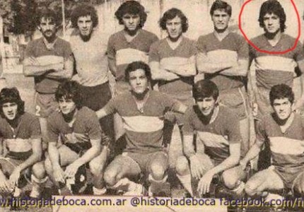 Ο Ουσίγιος με την ιστορική φανέλα της Μπόκα!