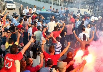 Λαοθάλασσα για τον Άλμπερτ Ριέρα! (Photos)