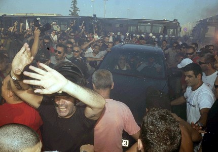 Λαοθάλασσα για τον Άλμπερτ Ριέρα! (Photos)