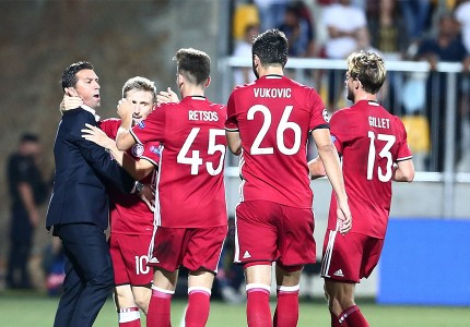 Η αγκαλιά στον Χάσι! (photos)