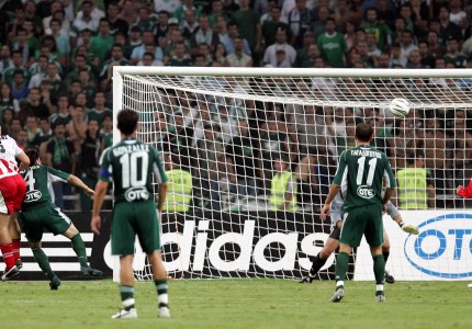 Τέλος ο τίτλος από την πρεμιέρα! (photos, video)