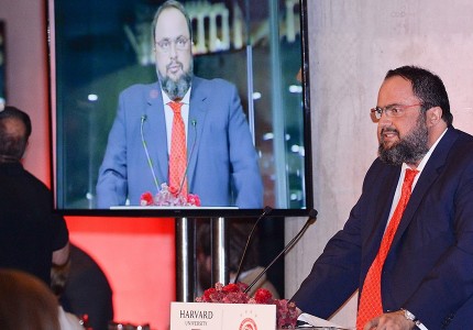 Το ποδόσφαιρο στην υπηρεσία της ανθρωπότητας!
