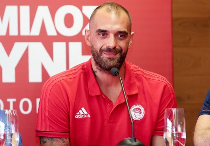 Νέα εποχή για το χάντμπολ με την παρουσία του Θρύλου!