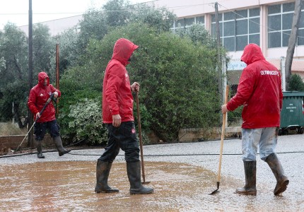 Συνεχίζει την στήριξη στη Μάνδρα ο Ολυμπιακός