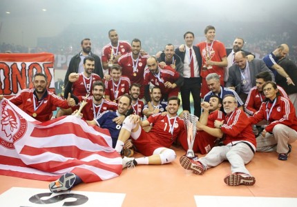 Το ημερολόγιο των τίτλων του Θρύλου! (Photos)