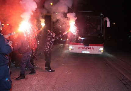 Ξεσηκωμός στο Αγρίνιο! (Photos+vid)