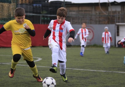 Αψήφησαν τον καιρό και τίμησαν τον Θανάση Μπέμπη!