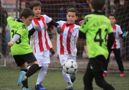 Αψήφησαν τον καιρό και τίμησαν τον Θανάση Μπέμπη!