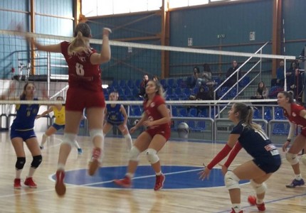 Τρία στα πέντε