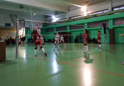 Τρία στα πέντε